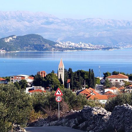 Apartments By The Sea Slatine, Ciovo - 12176 Экстерьер фото